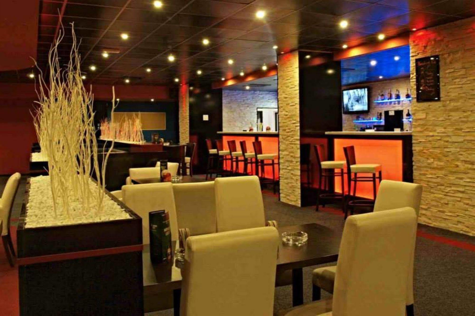 Hotel Palcat Табор Екстер'єр фото